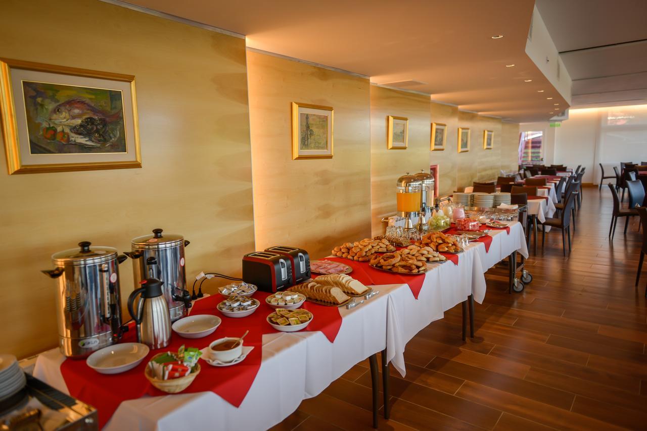 Amerian Villa Del Dique Bagian luar foto